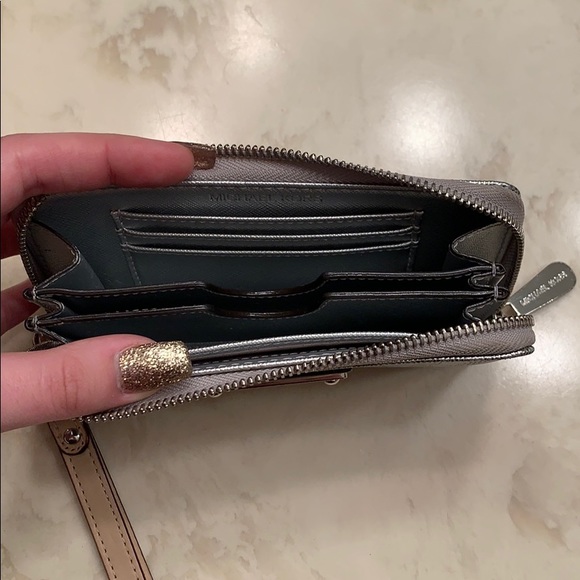 Michael Kors Silver Logo Wristlet - Picture 4 of 4
